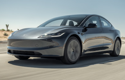  2023   Model 3   RWD  