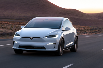  2023   Model X   Base  